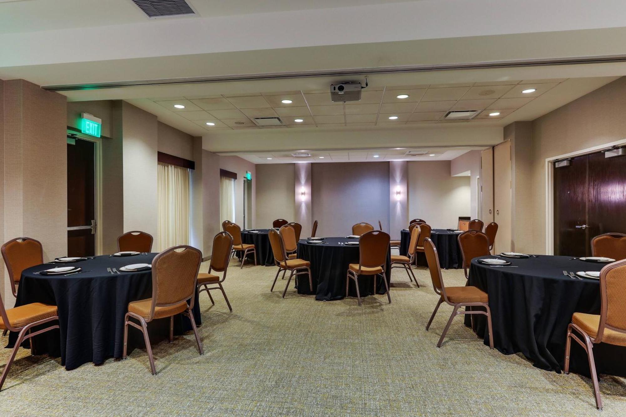 Springhill By Marriott Downtown At Uab Hotel 3*