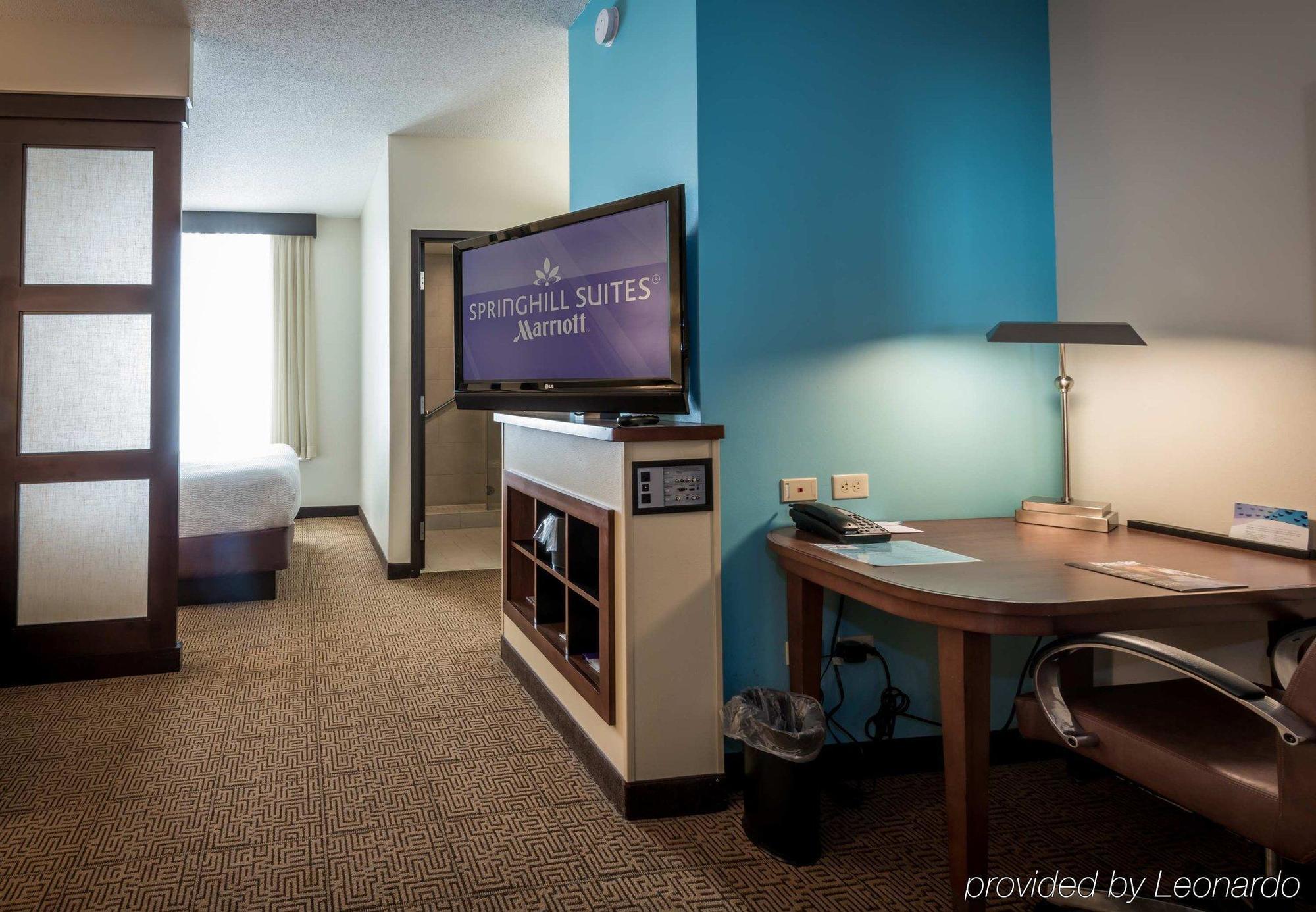 Springhill By Marriott Downtown At Uab 3*