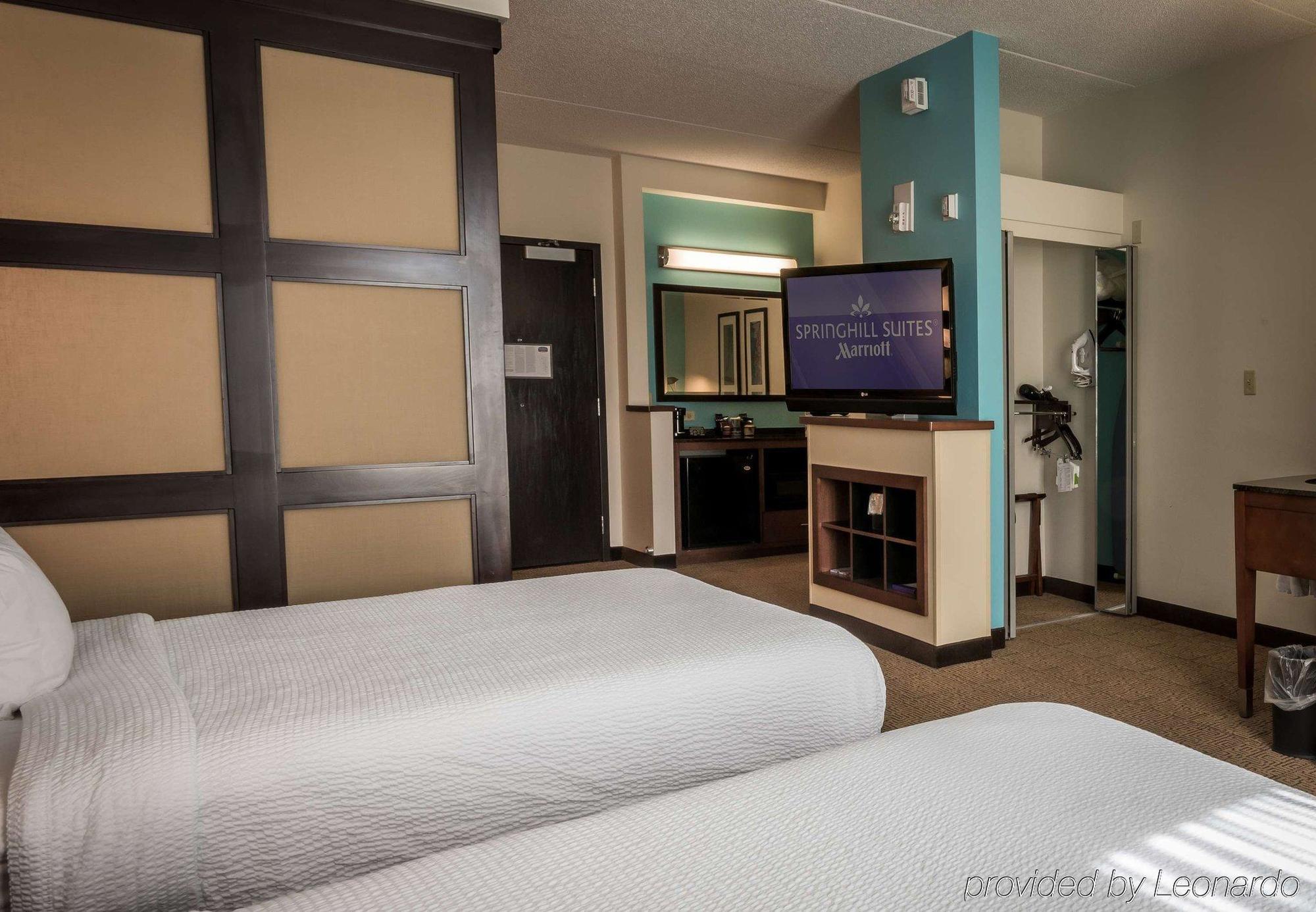 Springhill By Marriott Downtown At Uab Hotel 3*