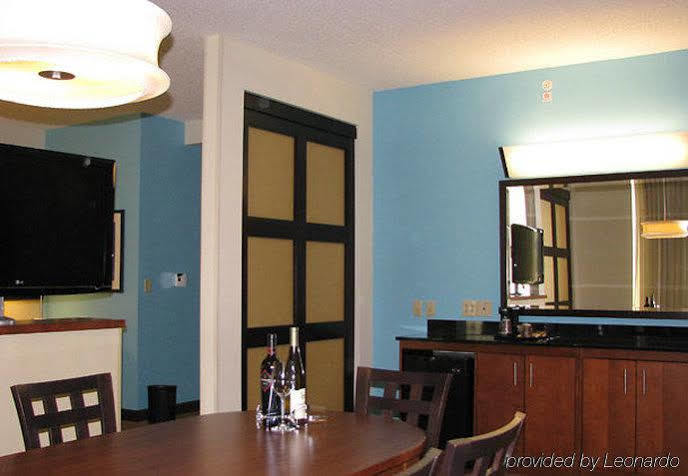 Springhill By Marriott Downtown At Uab 3*