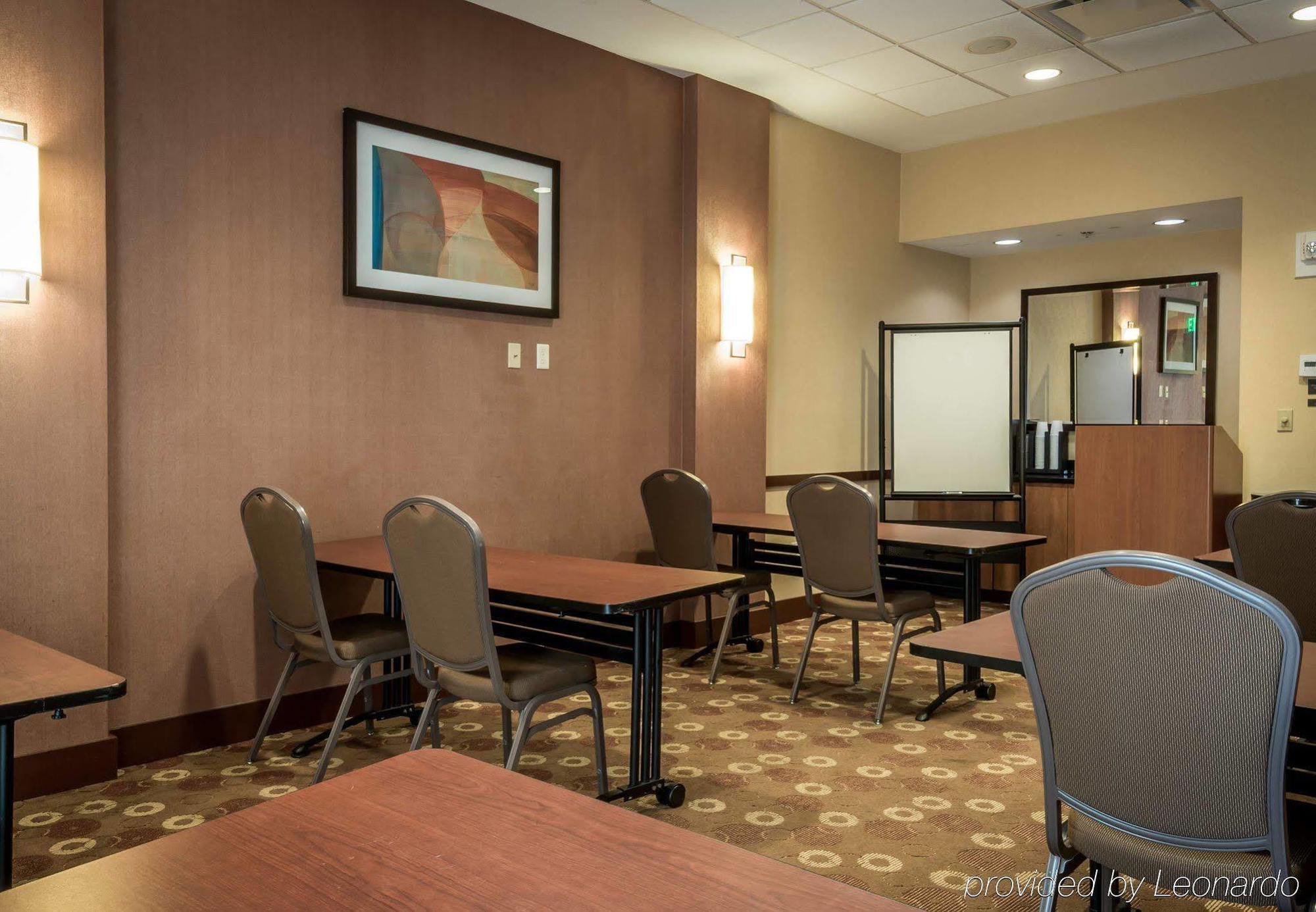 Springhill By Marriott Downtown At Uab 3*